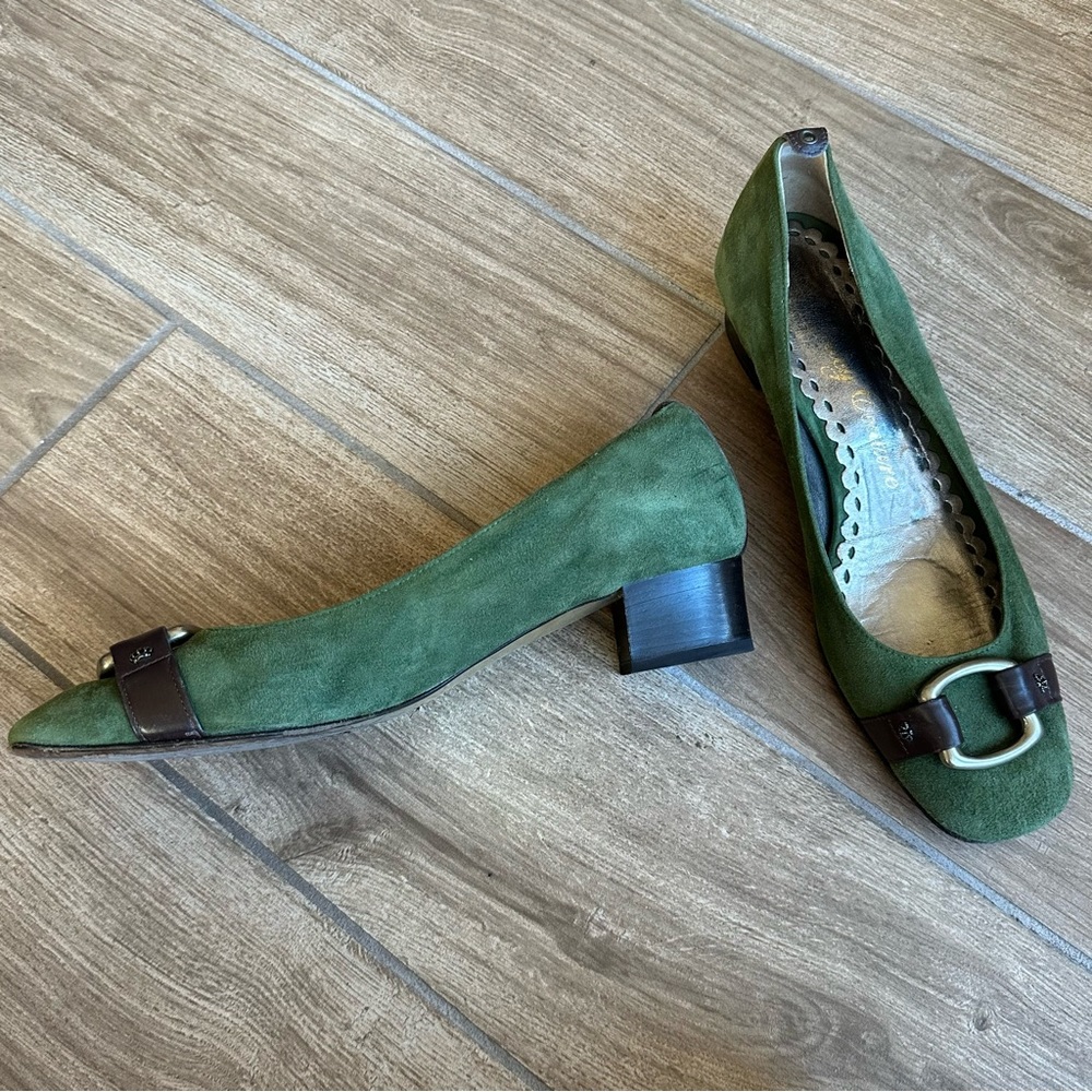Juicy Couture Suede Low Pumps